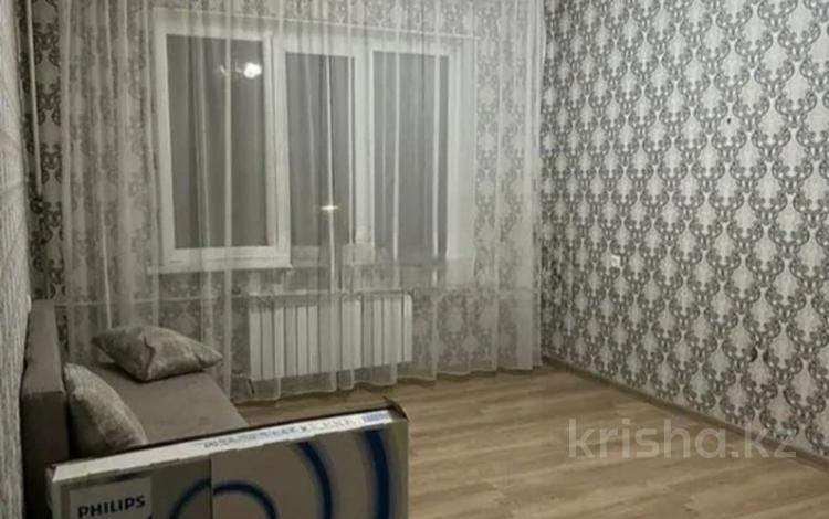 1-комнатная квартира, 40 м², 5/9 этаж, мкр Аксай-4 за 23.5 млн 〒 в Алматы, Ауэзовский р-н — фото 2