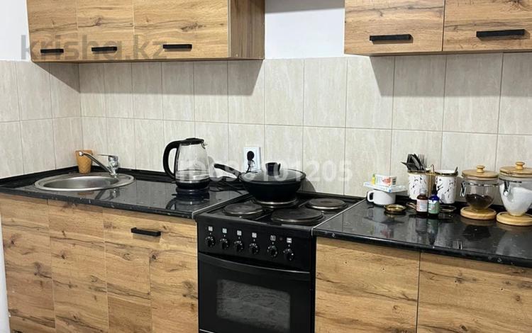 1-комнатная квартира · 44 м² · 2/5 этаж, Мухамедханова 28а — Айтматова за 200 000 ₸ в Астане, Нура р-н — фото 2