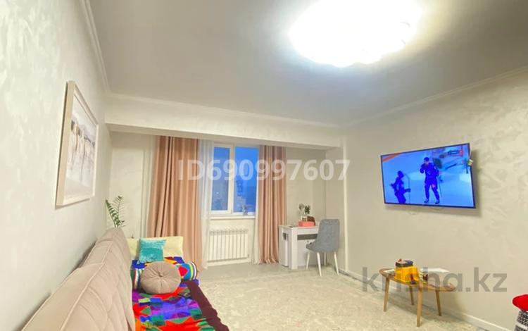 3-комнатная квартира, 90.5 м², 9 этаж, Райымбека 524 за 52.8 млн 〒 в Алматы, Ауэзовский р-н — фото 2