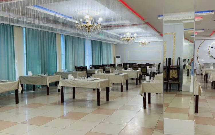 Свободное назначение, офисы, магазины и бутики, общепит, салоны красоты, бани, гостиницы и зоны отдыха, медцентры и аптеки, образование, развлечения · 1300 м² за 610 млн ₸ в Астане, Алматы р-н — фото 3