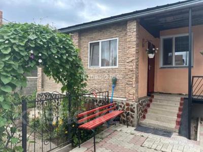 Жеке үй · 3 бөлме · 163 м² · 10 жүзд., ул. Калинина 6а — Мечеть, бағасы: 28 млн ₸ в Аксу