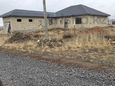 Жеке үй · 6 бөлме · 250 м² · 10 жүзд., Акжар плюс 379 — Акжар плюс 379, бағасы: 21 млн ₸ в Актобе, мкр Акжар