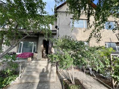 Продажа домов и дачи в Карагандинской обл.: Отдельный дом · 7 комнат · 279.3 м² · 13 сот., мкр Новый Город, Костюшко 1 за 70 млн 〒 Отдельный дом · 7 комнат · 279.3 м² · 13 сот., мкр Новый Город, Костюшко 1 за 70 млн 〒 в Караганде, Казыбек би р-н