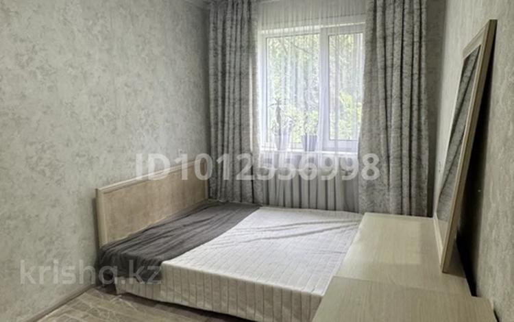 2-комнатная квартира · 44 м² · 2/5 этаж, 7 микрорайон 6 дом за 10 млн ₸ в Темиртау — фото 2