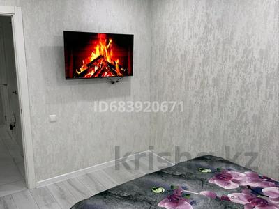 1-бөлмелі пәтер · 45 м² · 2 қабат, мкр 8, Братья Жубанова — Возле Остановки, бағасы: 10 000 ₸ в Актобе