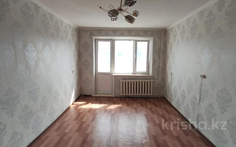 1-бөлмелі пәтер · 32 м² · 4/5 қабат, Строителей 22, бағасы: 6 млн ₸ в Аксу — фото 30