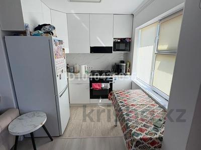 3-бөлмелі пәтер · 49.5 м² · 5/5 қабат, Авангард-2 11, бағасы: 17.5 млн ₸ в Атырау, мкр Авангард-2