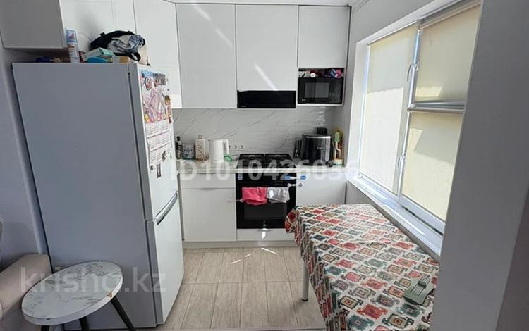 3-бөлмелі пәтер · 49.5 м² · 5/5 қабат, Авангард-2 11, бағасы: 17.5 млн ₸ в Атырау, мкр Авангард-2 — фото 4