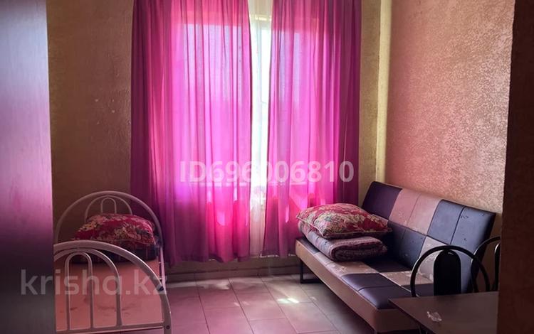 1 комната · 25 м² · 2 этаж, мкр Кемел (Первомайское), Есим хана 40 за 80 000 ₸ в Алматы, Жетысуский р-н — фото 2