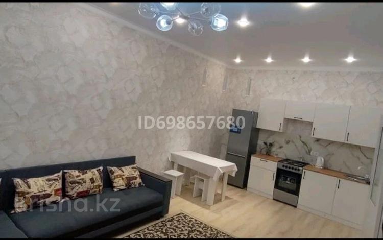 2-бөлмелі пәтер, 50 м², 6/10 қабат ай сайын, Култегин 11А, бағасы: 200 000 〒 в Астане, Есильский р-н — фото 2