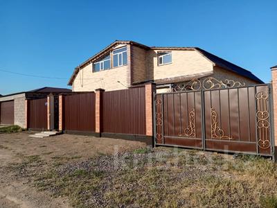 Отдельный дом · 7 комнат · 325 м² · 9 сот., мкр Кунгей , Жандарбекова 115 за 50 млн 〒 в Караганде, Казыбек би р-н