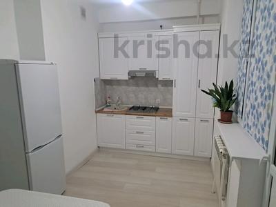 1-комнатная квартира · 50 м² · 4/9 этаж, мкр Нурсая 114 — Https://2gis.kz/atyrau/geo/70030076164717193/51.870618,47.117217 за 12 000 ₸ в Атырау
