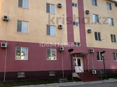 2-комнатная квартира, 60 м², 1/4 этаж, ерниязова 13/2 — ЖК Sun town за 25 млн 〒 в Атырау