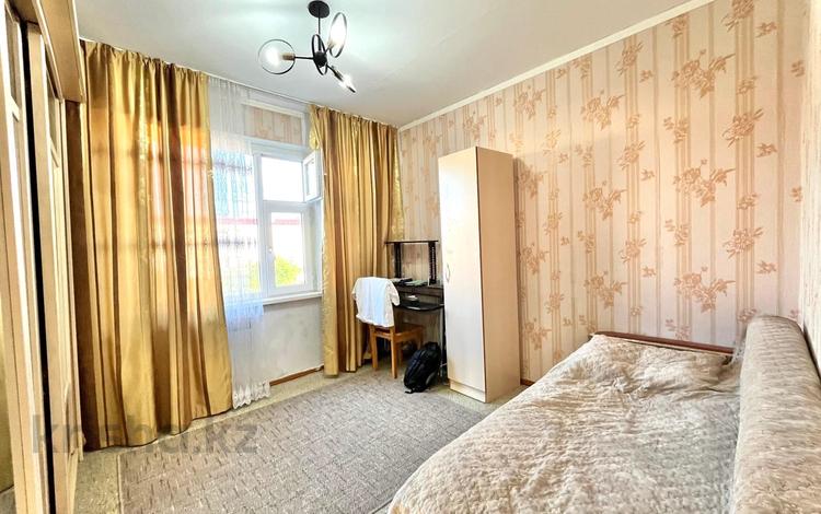 3-комнатная квартира, 74 м², 4/5 этаж, мушелтой 41 за 21 млн 〒 в Талдыкоргане — фото 2