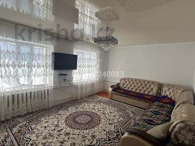 Үйдің бір бөлігі · 9 бөлме · 150 м² · 13 сот., Жанғазы Қожазанов 13/2 — Амурханов, бағасы: 23 млн 〒 в Мерке