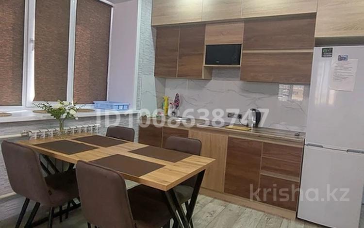 2-комнатная квартира · 40 м² · 8/9 этаж, Аблайхана 1Г — Центр Крови за 20 000 ₸ в Кокшетау — фото 7