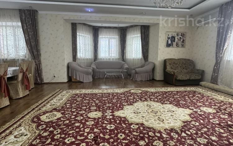Отдельный дом · 5 комнат · 310 м² · 10 сот., Уркер 23 за 100 млн ₸ в Уральске — фото 2