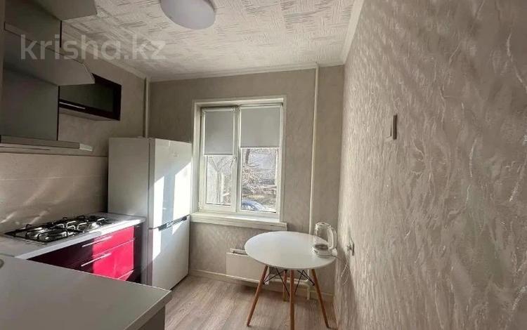 1-комнатная квартира · 36 м² · 2/5 этаж, мкр Аксай-3 — Момышулы за 26.5 млн ₸ в Алматы, Ауэзовский р-н — фото 2