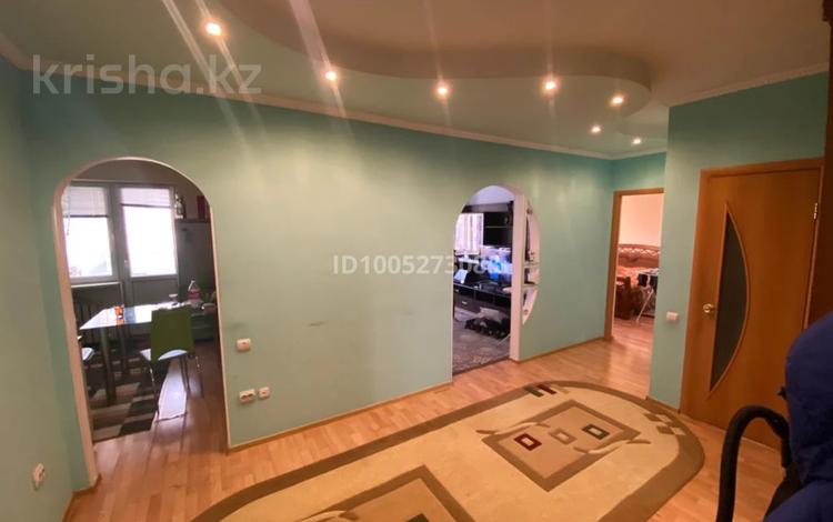2-бөлмелі пәтер · 78 м² · 5/9 қабат, Жарбосынова 62 — Жарбосынова-Тайманова, бағасы: 29 млн ₸ в Атырау — фото 2