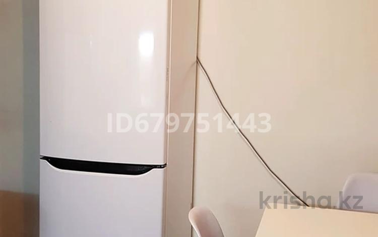2-бөлмелі пәтер · 55 м² · 4/9 қабат, 5 микрорайон 38, бағасы: 20 млн ₸ в Аксае — фото 3
