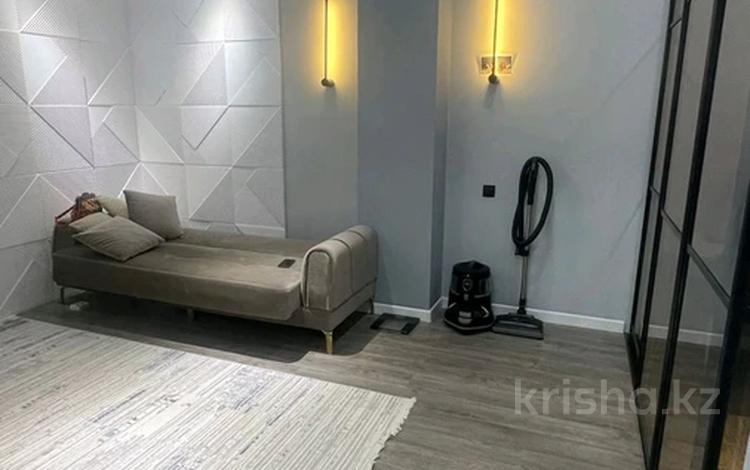1-комнатная квартира · 56.5 м² · 8/12 этаж, 17-й мкр, ​17-й микрорайон за 32.5 млн ₸ в Актау — фото 2