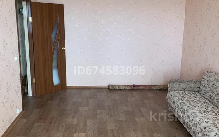 1-комнатная квартира · 40 м² · 9/9 этаж, 10 микрорайон 2 за 13.5 млн ₸ в Аксае — фото 2