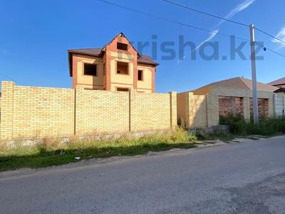 Жеке үй · 6 бөлме · 260 м² · 10 жүзд., Қалалық аэропорт ш/а., бағасы: 139 млн ₸ в Караганде, Казыбек би р-н