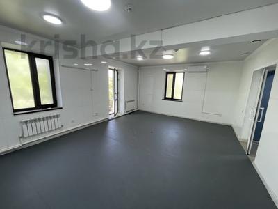 Офисы, салоны красоты, медцентры и аптеки, образование · 200 м² за 2 млн ₸ в Алматы