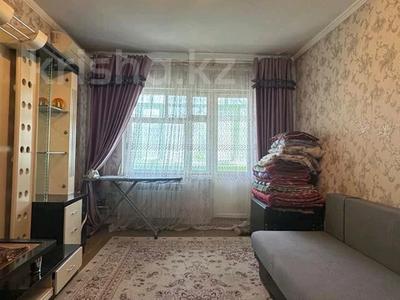 Продажа квартир в Жамбылской обл.: 3-комнатная квартира · 71 м² · 5/5 этаж, 8 микрорайон за 14 млн 〒 3-комнатная квартира · 71 м² · 5/5 этаж, 8 микрорайон за 14 млн 〒 в Таразе