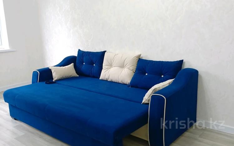 2-комнатная квартира · 60 м² · 2/5 этаж, мкр 11 — Керуен сити , Аквапарк,парк президента за 15 000 ₸ в Актобе — фото 2