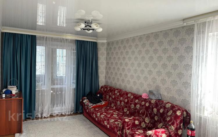 2-комнатная квартира · 44.3 м² · 5/5 этаж, Майкудук, 12й микрорайон 36 за 9.5 млн ₸ в Караганде, Алихана Бокейханова р-н — фото 2