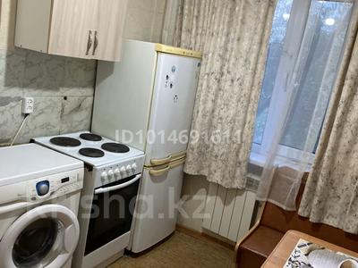 2-комнатная квартира · 48 м² · 2/5 этаж, Майкудук, 16й микрорайон за 10 млн ₸ в Караганде, Алихана Бокейханова р-н