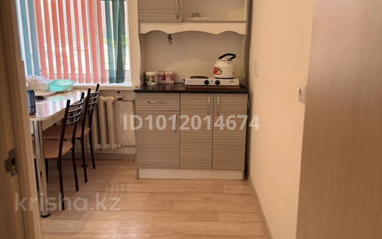 3-комнатная квартира · 65.1 м² · 1/5 этаж, Мкр. Левый Берег 19 за 22 млн 〒 в Кызылординской обл. — фото 2