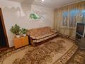 3-комнатная квартира, 65 м², 3/5 этаж посуточно, Абая 139 — Украинская за 9 000 〒 в Таразе
