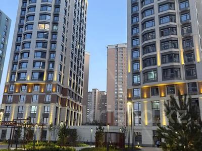 1-бөлмелі пәтер · 43 м², Кошкарбаева — Момышулы, бағасы: 35.4 млн ₸ в Астане