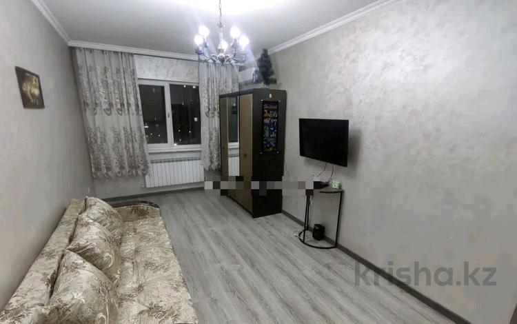 2-комнатная квартира · 56 м² · 10/14 этаж, мкр Аксай-1 15 за 37.5 млн ₸ в Алматы, Ауэзовский р-н — фото 2