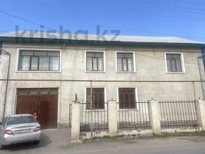 Отдельный дом · 9 комнат · 300 м² · 15 сот., Абая 24а — Школы #4 за 1.2 млн ₸ в 