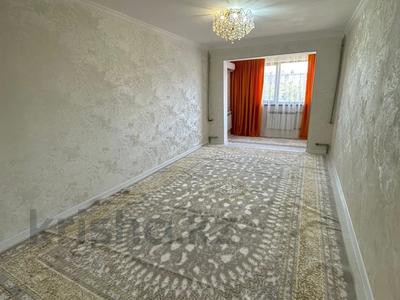 3-комнатная квартира · 64 м² · 4/5 этаж, 16-й микрорайон 5 — проспект Жибек жолы за 24 млн ₸ в Шымкенте, Аль-Фарабийский р-н