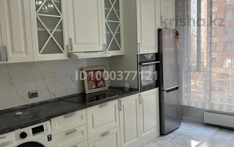 1-комнатная квартира · 40 м² · 3/16 этаж, Манаса 109/8 за 400 000 ₸ в Алматы, Алмалинский р-н — фото 2