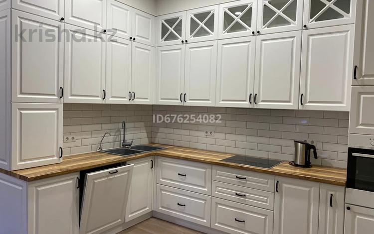 4-бөлмелі пәтер · 180 м² · 5/14 қабат, 17-й мкр 6, бағасы: 100 млн ₸ в Актау — фото 2