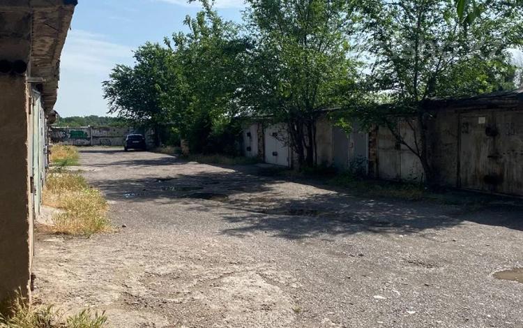 Гараж · 20 м² · Кабанбай батыра 10 — Светофор магазин, бағасы: 10 000 ₸ в Шымкенте, Енбекшинский р-н — фото 2