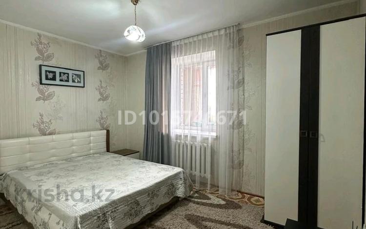1-комнатная квартира · 45 м² · 10/10 этаж, Тархана 17 — Иманова Жубанова за 12 000 ₸ в Астане, р-н Байконур — фото 2
