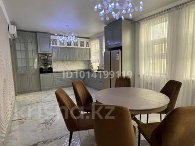 5-комнатная квартира · 245 м² · 9/9 этаж, Мангилик Ел 38 за 245.5 млн ₸ в Астане, Есильский р-н