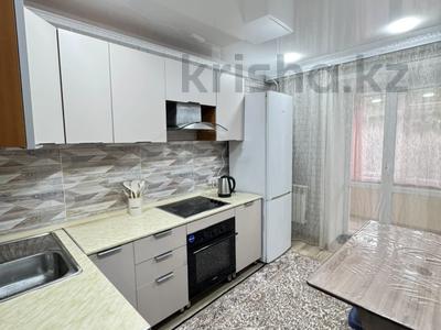 2-комнатная квартира · 60 м² · 5/9 этаж, Набережная Славского 20 — АДК, СТРЕЛКА за 18 000 ₸ в Усть-Каменогорске