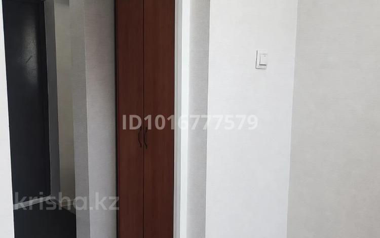 1-комнатная квартира · 36 м² · 1/5 этаж, мкр Жетысу-1 за 200 000 ₸ в Алматы, Ауэзовский р-н — фото 2