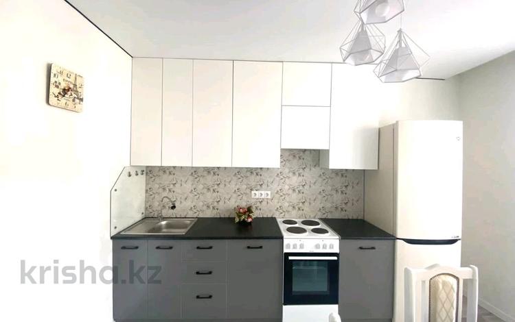 3-комнатная квартира, 70 м², 10/10 этаж помесячно, А 92