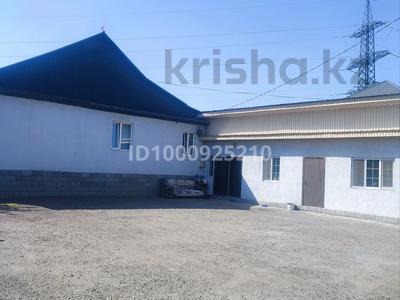 Отдельный дом · 7 комнат · 180 м² · 17 сот., мкр Заря Востока 12 — Уйгурский за 220 млн ₸ в Алматы, Алатауский р-н