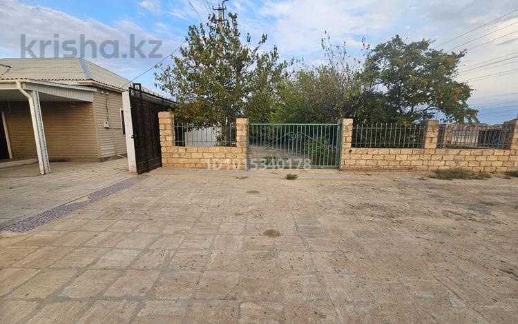 Жеке үй · 4 бөлме · 200 м² · 4050 жүзд., Рахат-2.көше-21 72 — Жолдың боиы,21-мектеп,садик қасында,ремонталған, бағасы: 40 млн ₸ в Жанаозен — фото 2