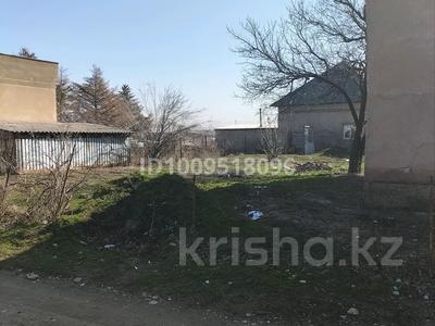 Отдельный дом · 8 комнат · 200 м² · 15 сот., Торекулова 27 — Возле школы за 18 млн 〒 в Шубарсу