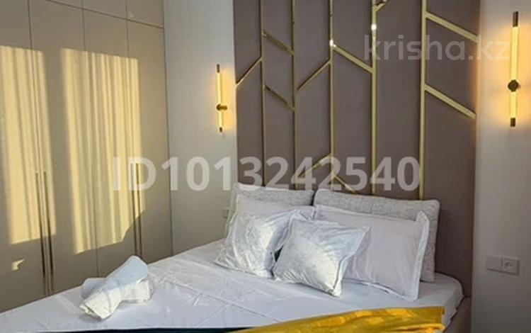 2-комнатная квартира · 70 м² · 9/9 этаж, мкр Нурсат 2, Арғынбекова 299 — Байтерекова за 25 000 ₸ в Шымкенте, Каратауский р-н — фото 2